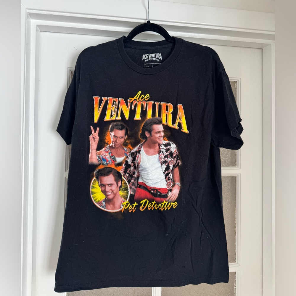 Ace Ventura Graphic Tee - Black